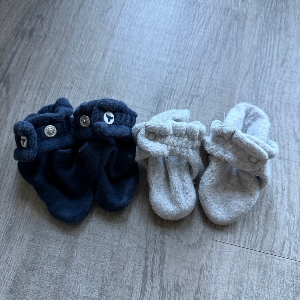 Burt's Bees Baby Sock Footies - Navy and Gray Set of 2